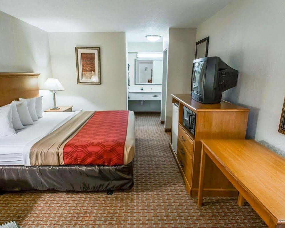 Quality Inn Atlantic Beach-Mayo Clinic Jax Area Екстер'єр фото